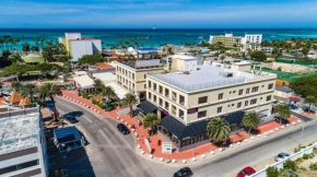 Luxury Ocean view Condo @ Aruba’s Palm Beach